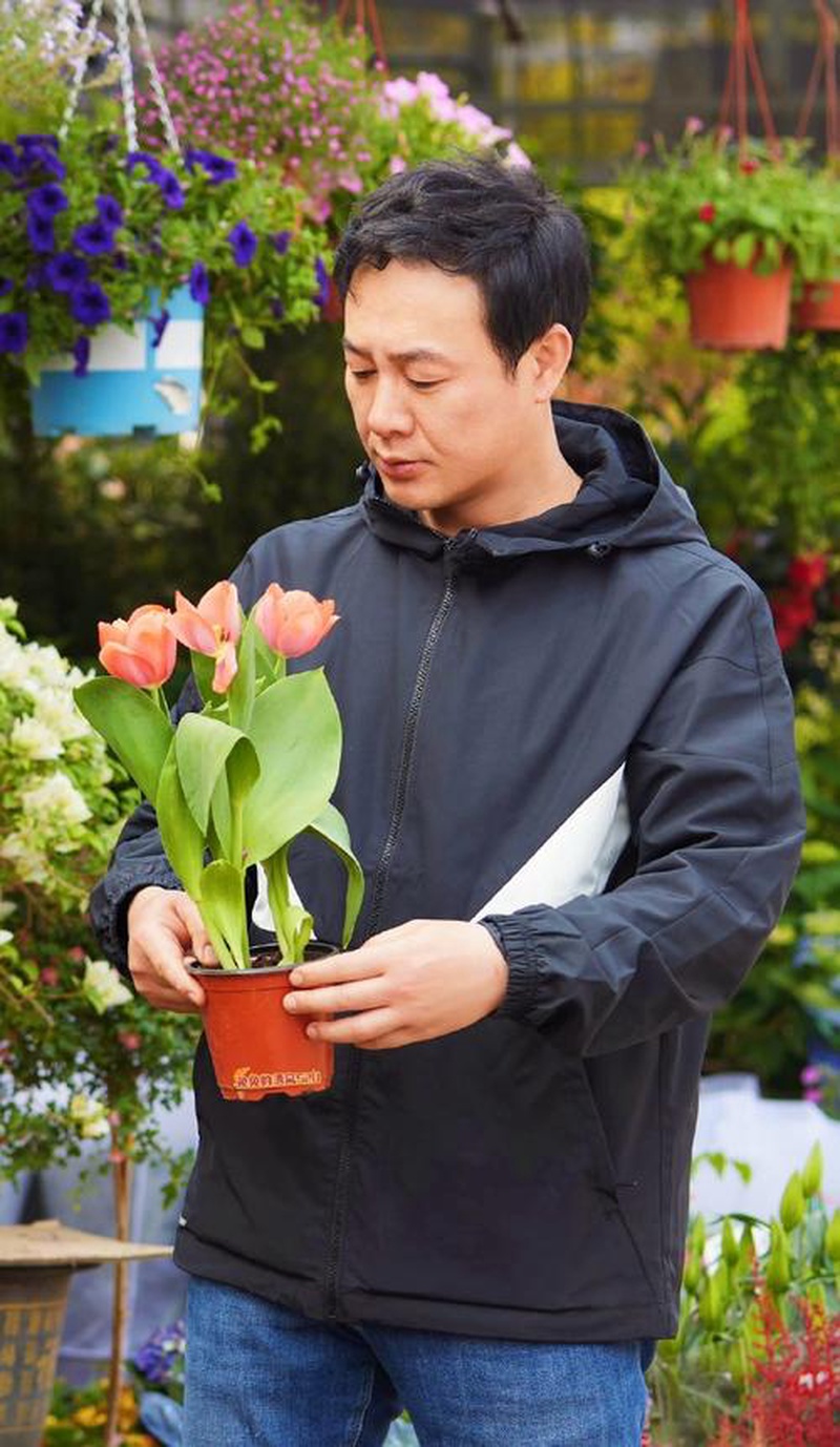 张颂文演技封神？这波跟风吹得我逻辑都乱了